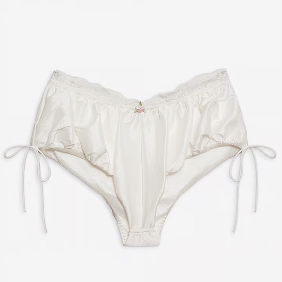 For Love and Lemons x Victoria’s Secret | Isabella Bloomer Shorts - Picture 8 of 11